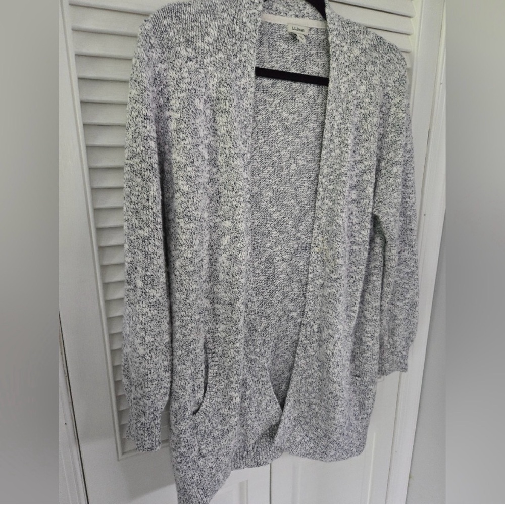 L.L. Bean Women's Heather Gray Cardigan - Picture 2 of 5